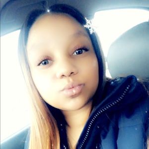 Meet your Posher, Cece